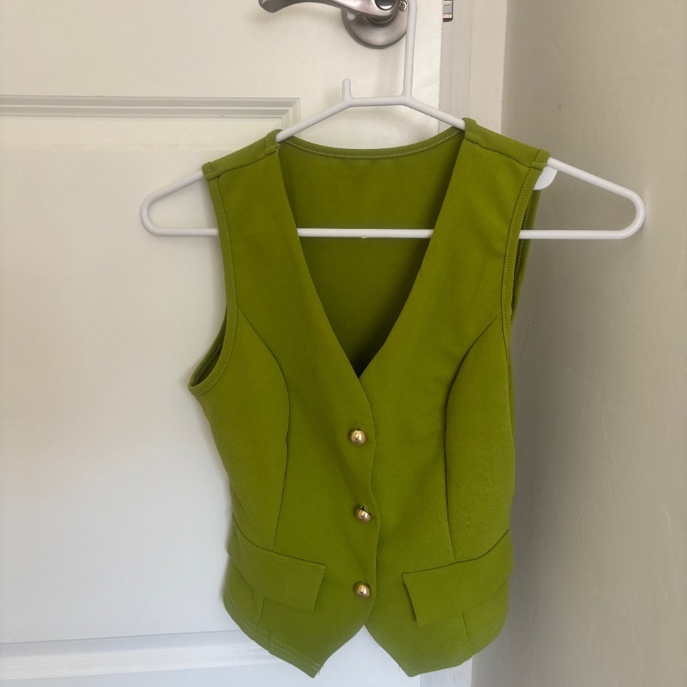 SMART GREEN VEST WITH GOLD BUTTONS (S) POLLY